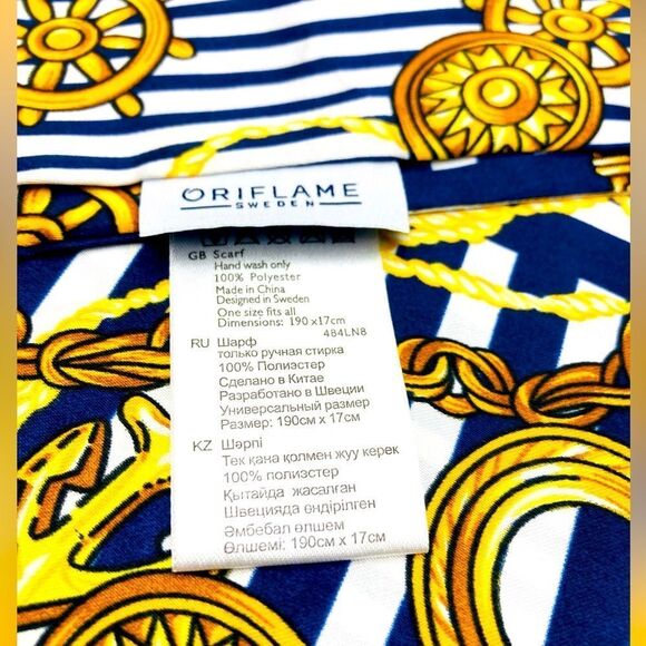 Oriflame Sweden Elegant Scarf Marine Print 75”/7” NWOT - Picture 7 of 8